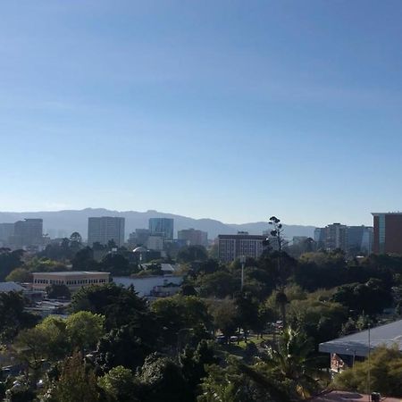 דירות Apartamento Avenida Reforma Ciudad De Guatemala מראה חיצוני תמונה